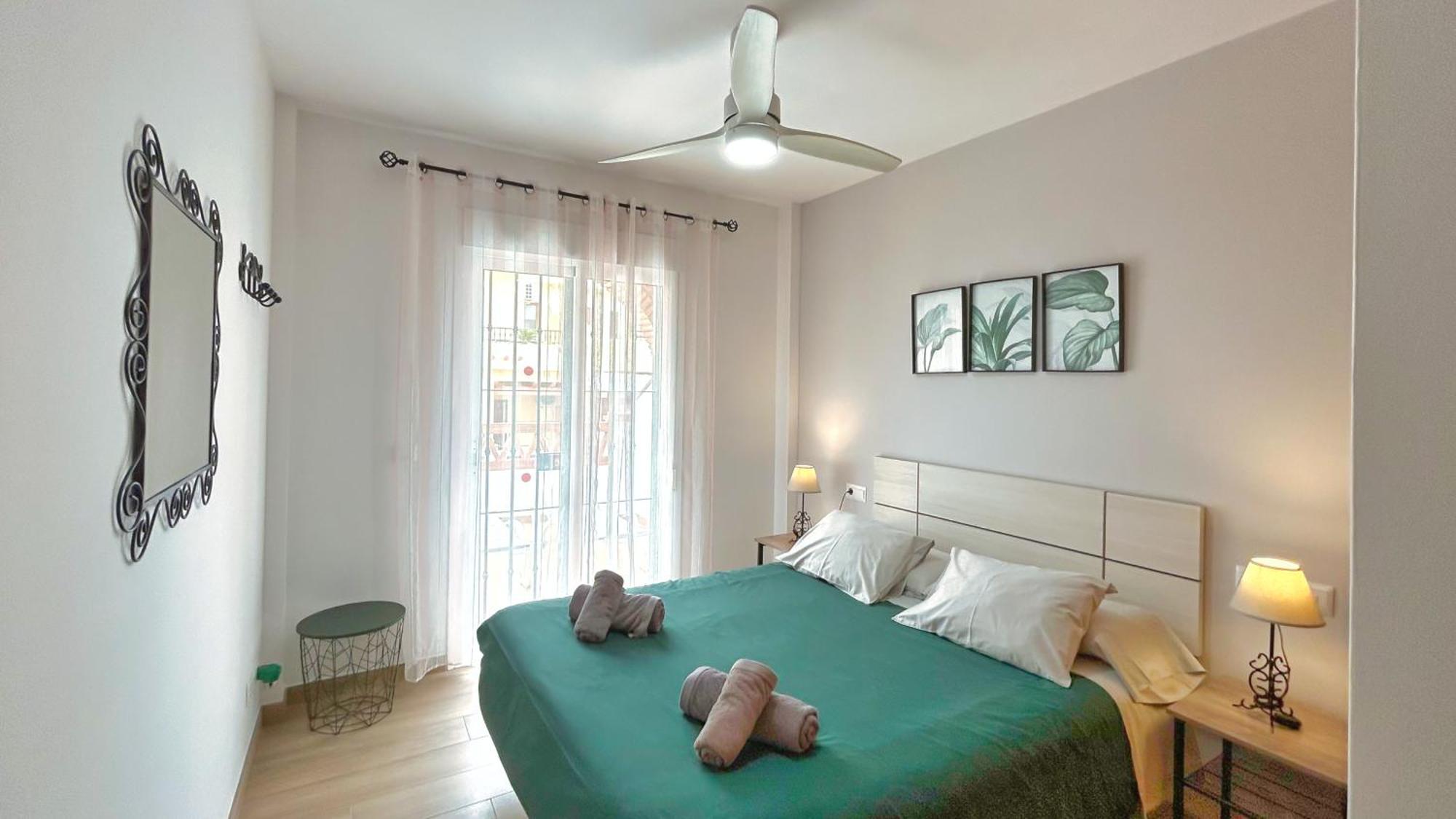 Apartamentos Chimenea 内尔哈 外观 照片